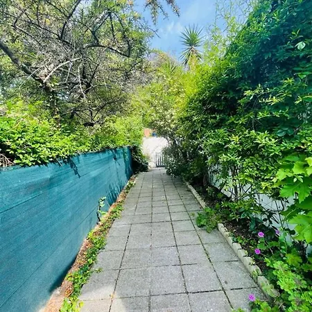 Charming Room With Garden Near The Sea * Saint-Jean-de-Luz